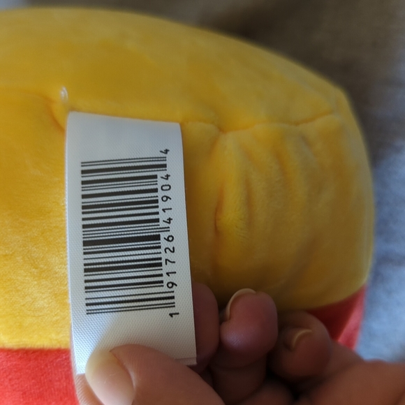 Squishmallows 8" Disney Holiday Winnie the Pooh - Picture 6 of 9